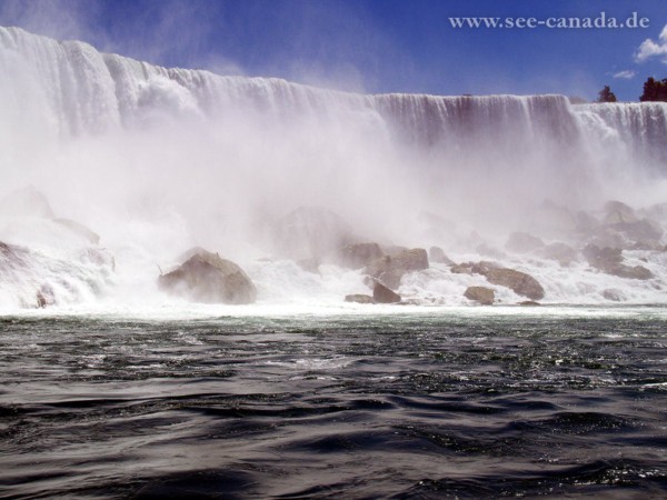 Ein Wasserfall in Canada